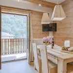 Apartment In Lanzada